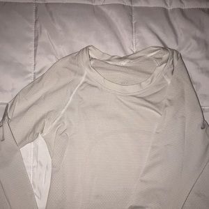 lululemon swiftly tech long sleeve 2.0 size 4